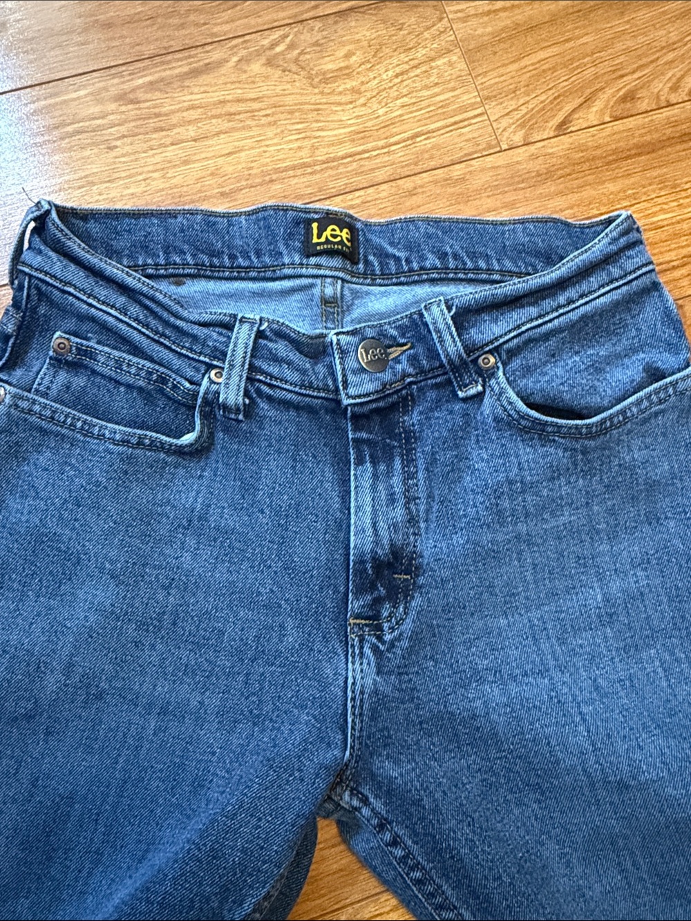 Lee Men's Extreme Motion MVP Athletic Fit Straight Jeans 30x32 - Picture 8 of 10